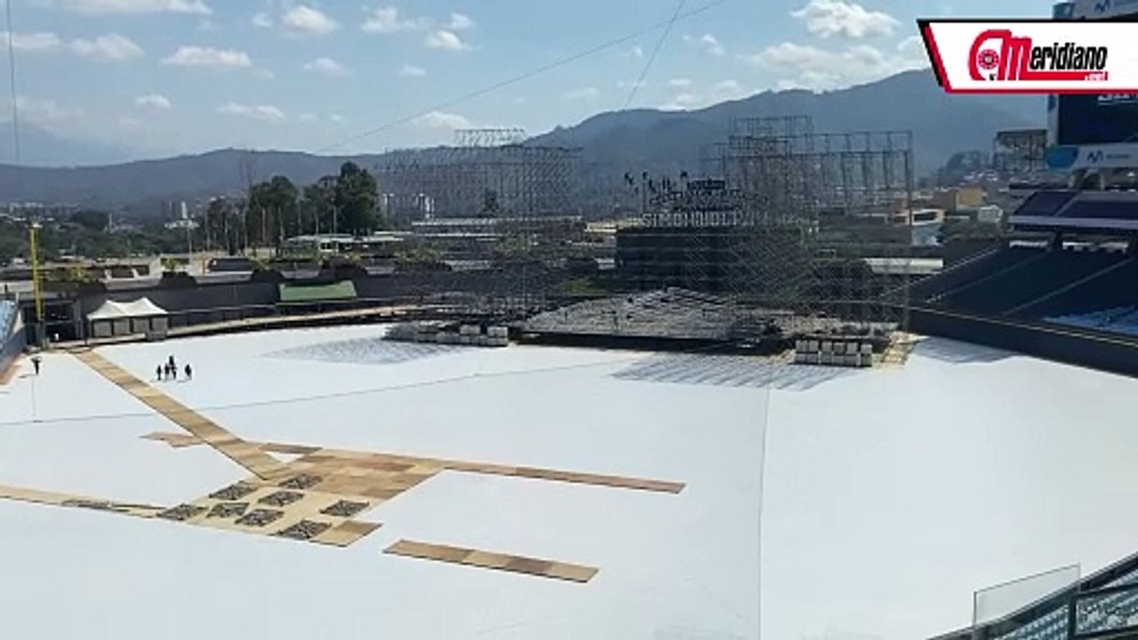¡Tarima en el Estadio Monumental de la Rinconada para el Concierto de Luis Miguel!