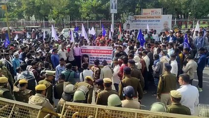 video...तीन माह पूर्व 13 साल के बच्चे की हत्या के विरोध में प्रदर्शन