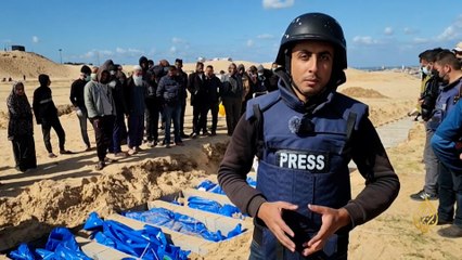 دفنوا بمقبرة جماعية.. الاحتلال يعيد جثث 80 شهيدا إلى رفح