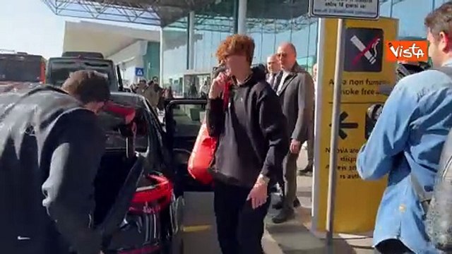 Sinner arriva a Fiumicino, applausi dopo trionfo Australian Open. Ad accoglierlo Adr e Polaria