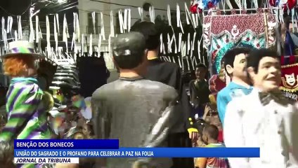 União do sagrado e o profano para celebrar a paz na folia