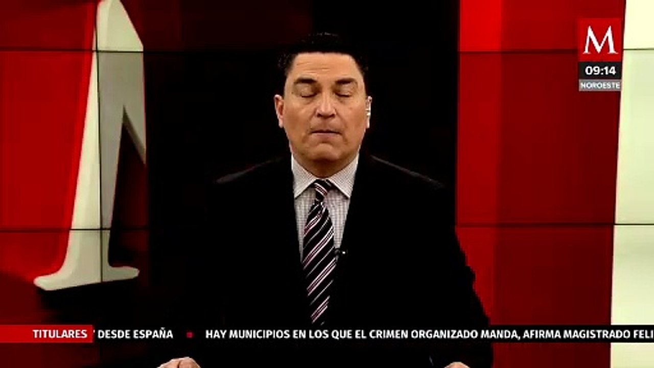 Choque de autobús de pasajeros y tráiler en autopista Mazatlán-Culiacán, deja al menos 20 muertos
