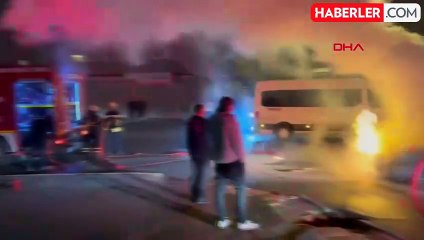 Gebze'de Otomobil Yangınında 2 Kişi Son Anda Kurtuldu