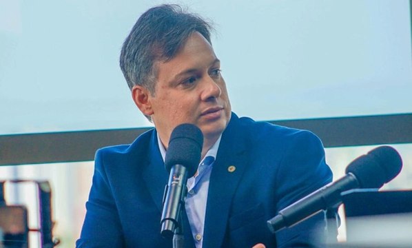 Júnior Araújo acusa Chico de perseguição política e quer que governador fique neutro em Cajazeiras