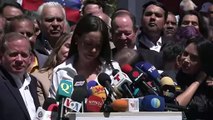 EUA anunciam que vão retomar sanções contra Venezuela após inabilitação de Machado