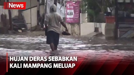 Kali Mampang Meluap Sebabkan Permukiman Warga di Pondok Karya Terendam Banjir