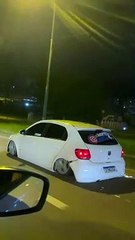 Parachoquin pedindo socorro! 