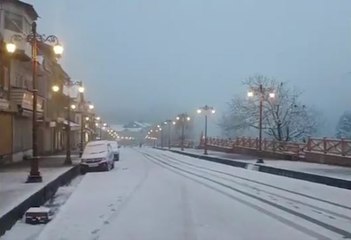 Kashmir, Himachal-এ ব্যাপক তুষারপাত, প্রবল কুয়াশায় ঢেকেছে Delhi, দেশজুড়ে বিরাট পরিবর্তন আভাওয়ায়