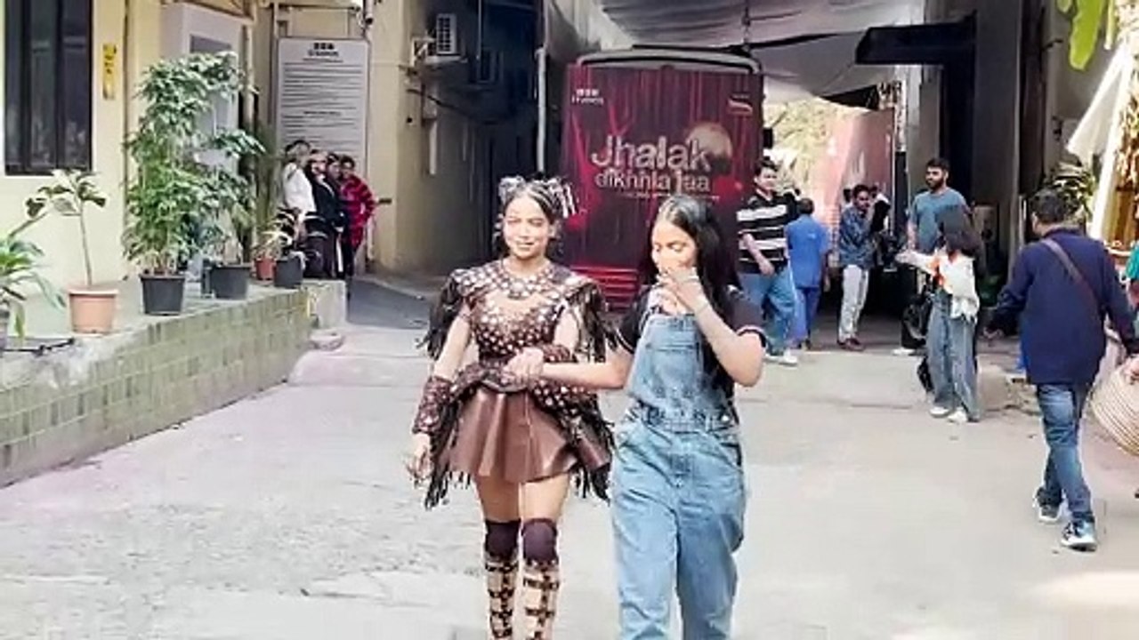 Manisha Rani discharged from hospital, returns to the sets of Jhalak Dikhhla Jaa