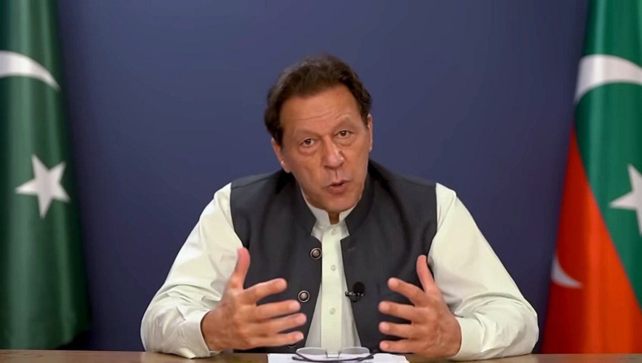 عمران خان کا پاکستانی نوجوانوں کے لیے پیغام - YouTube