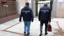 I Carabinieri sequestrano la biblioteca comunale di Capri 