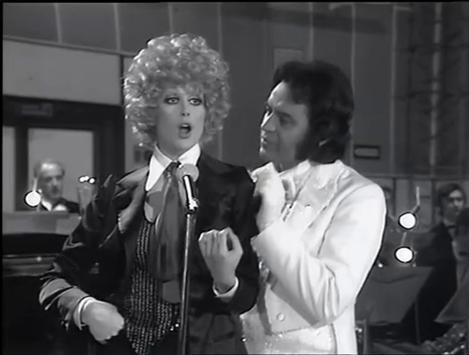 Minnie Minoprio "Quando mi dici così"