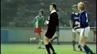 1. FC Magdeburg v FC Schalke 04 19 Oktober 1977 UEFA-Cup 1977/78 Jürgen Sparwasser Dreierpack