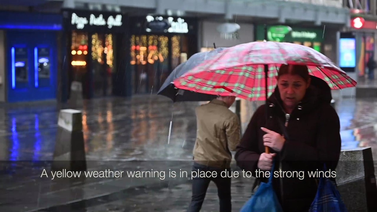 Storm Ingunn batters Glasgow