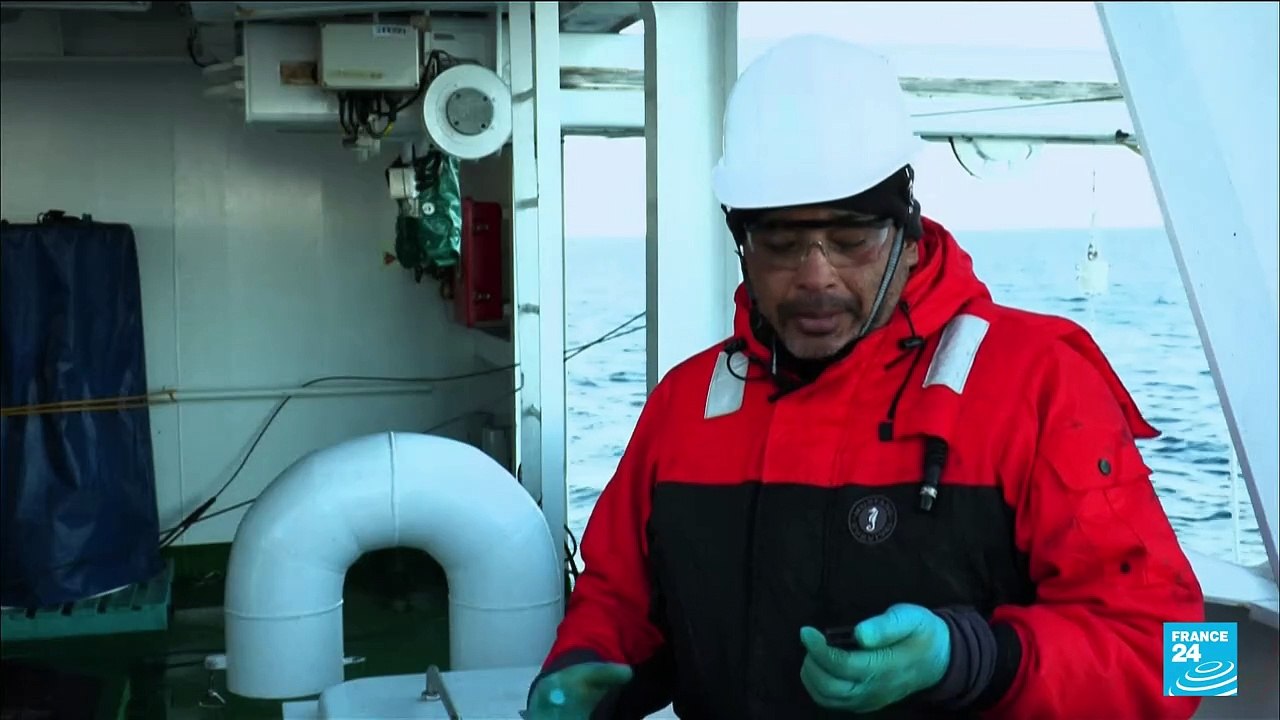 Pollution massive des mers : l'Antarctique menacé par les microplastiques