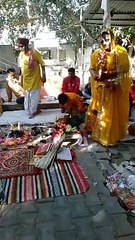 कान्हा संग शादी रचाकर लिया ''रक्षा'' का वचन, भाई ने किया कन्यादान