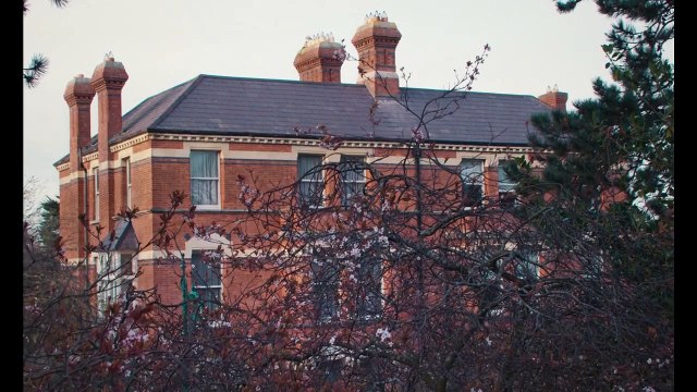 Malédiction Bande-annonce (UK)