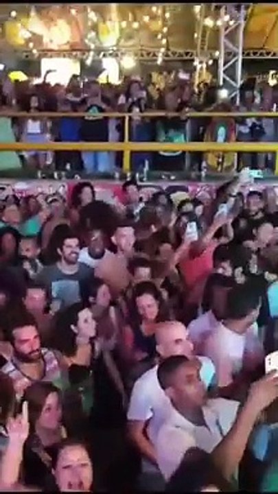 Terça da Benção do Olodum atrai time famosos ao Pelourinho; veja quem pintou por lá