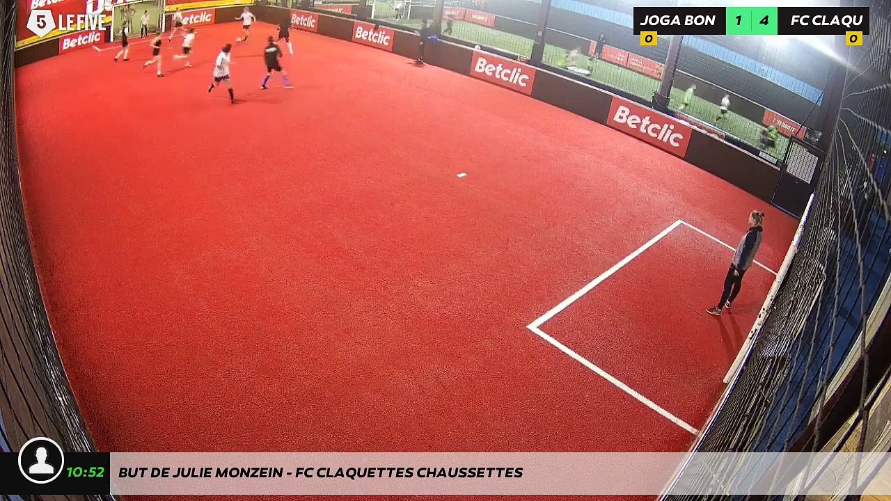 But de julie monzein - FC CLAQUETTES CHAUSSETTES