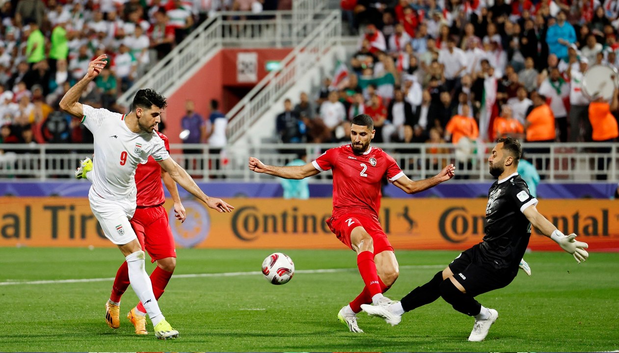 المنتخب الإيراني يتخطّى نظيره السوري بصعوبة ويب...