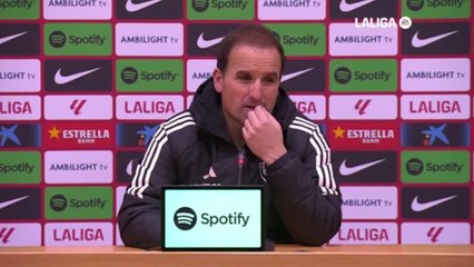 Arrasate explica la conversación con Xavi y su hermano en la previa