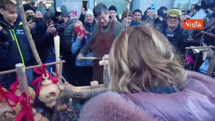 Meloni tra gli artigiani della Fiera di Sant'Orso di Aosta