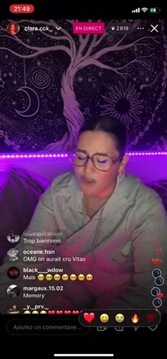 ✅ Regardez Clara Pendant Qu'elle Est Au Plus Fort De La Chaleur | Mdr