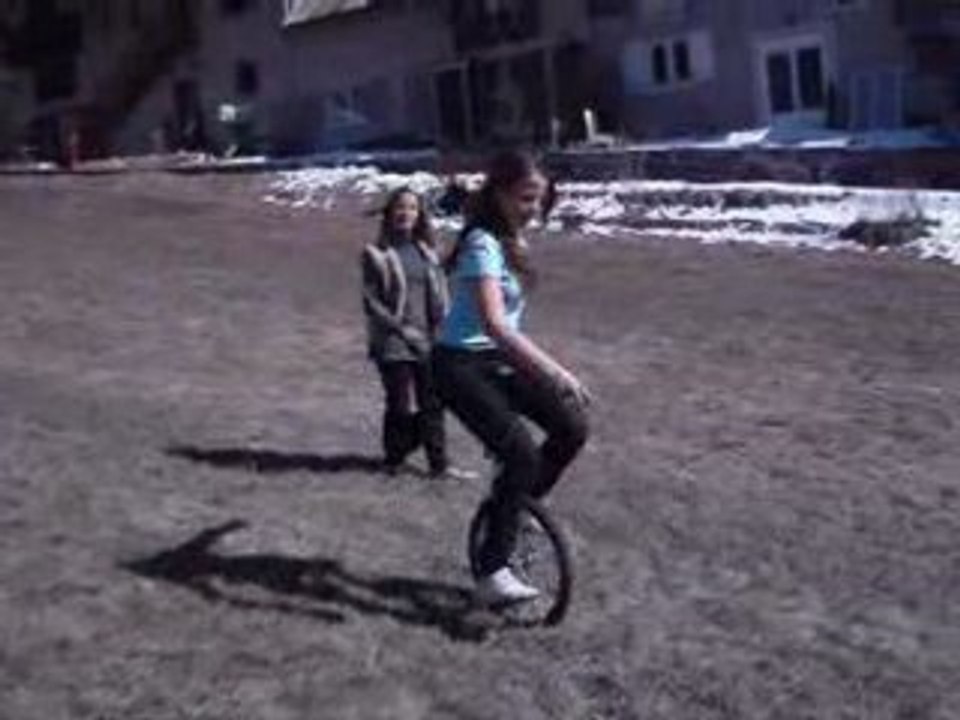 moi en monocycle