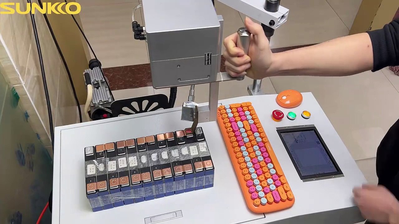 LA-15H02 Cantilever Laser Welding Machine For Lithium Battery