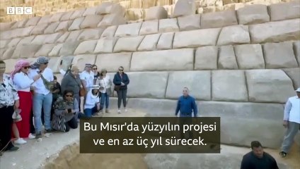 Mısır'da bir piramidi granitle kaplayacak restorasyon projesi tartışma yarattı
