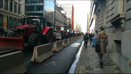 Des centaines de tracteurs rue Belliard