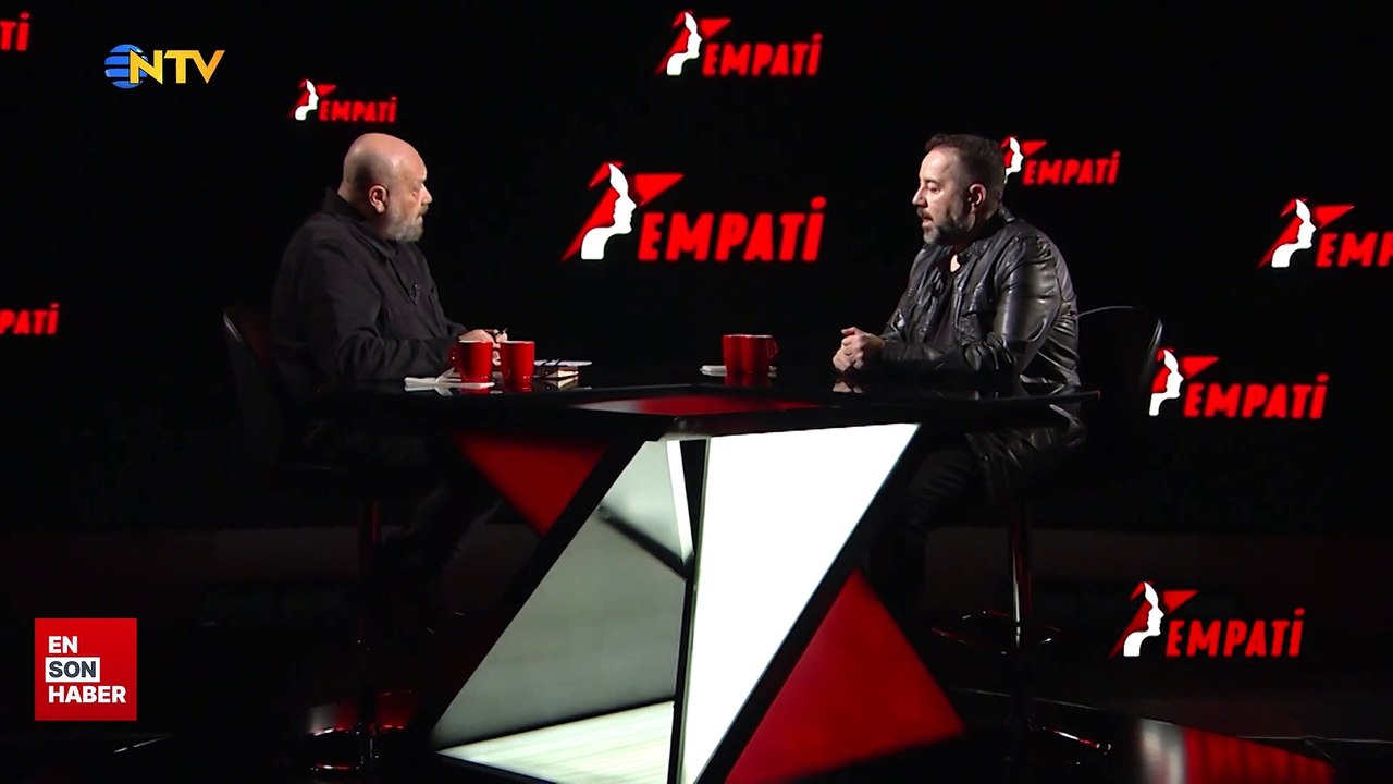 Ata Demirer, 3 yıl aradan sonra yeniden sahnelere dönüyor