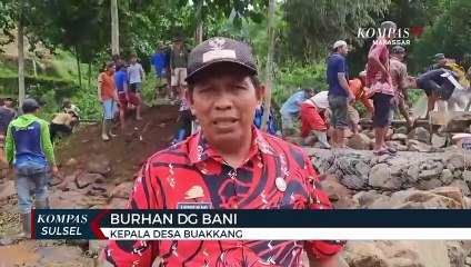 Pasca longsor januari 2019 lalu, Warga Bangun Jembatan Rusak Dengan Swadaya
