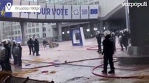 Cañones de agua y gases lacrimógenos a las puertas del Parlamento Europeo por las protesta
