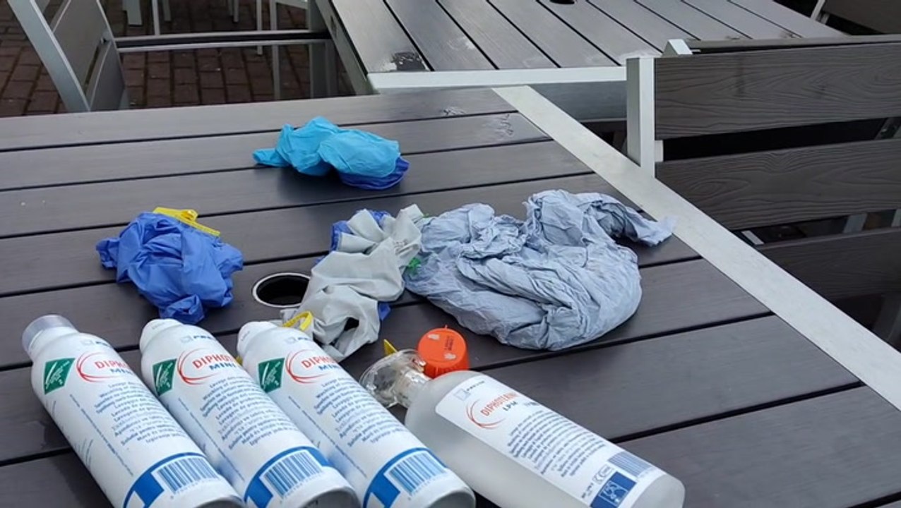 Medical supplies at scene of Clapham ‘acid attack’ as mother and children among nine people injured