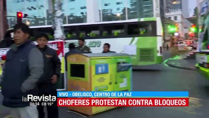 El centro de La Paz amanece bloqueado por buses del transporte interdepartamental en protesta contra los bloqueos