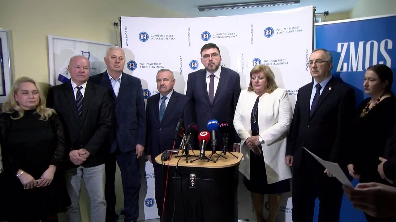 ZÁZNAM: ZMOS považuje početné nakupovanie defibrilátorov za mrhanie financiami