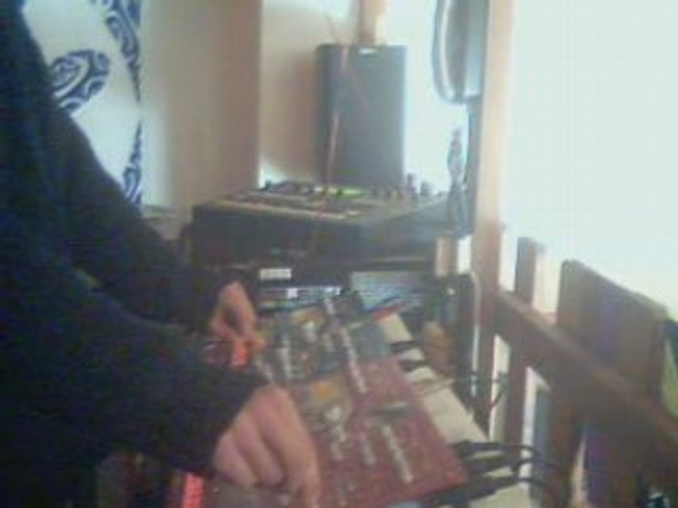 Live  korg plus rrm1x