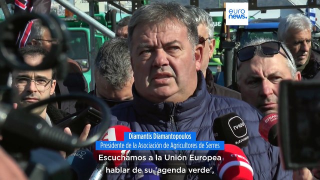 Cientos de agricultores griegos toman las calles de Salónica para exigir mejoras
