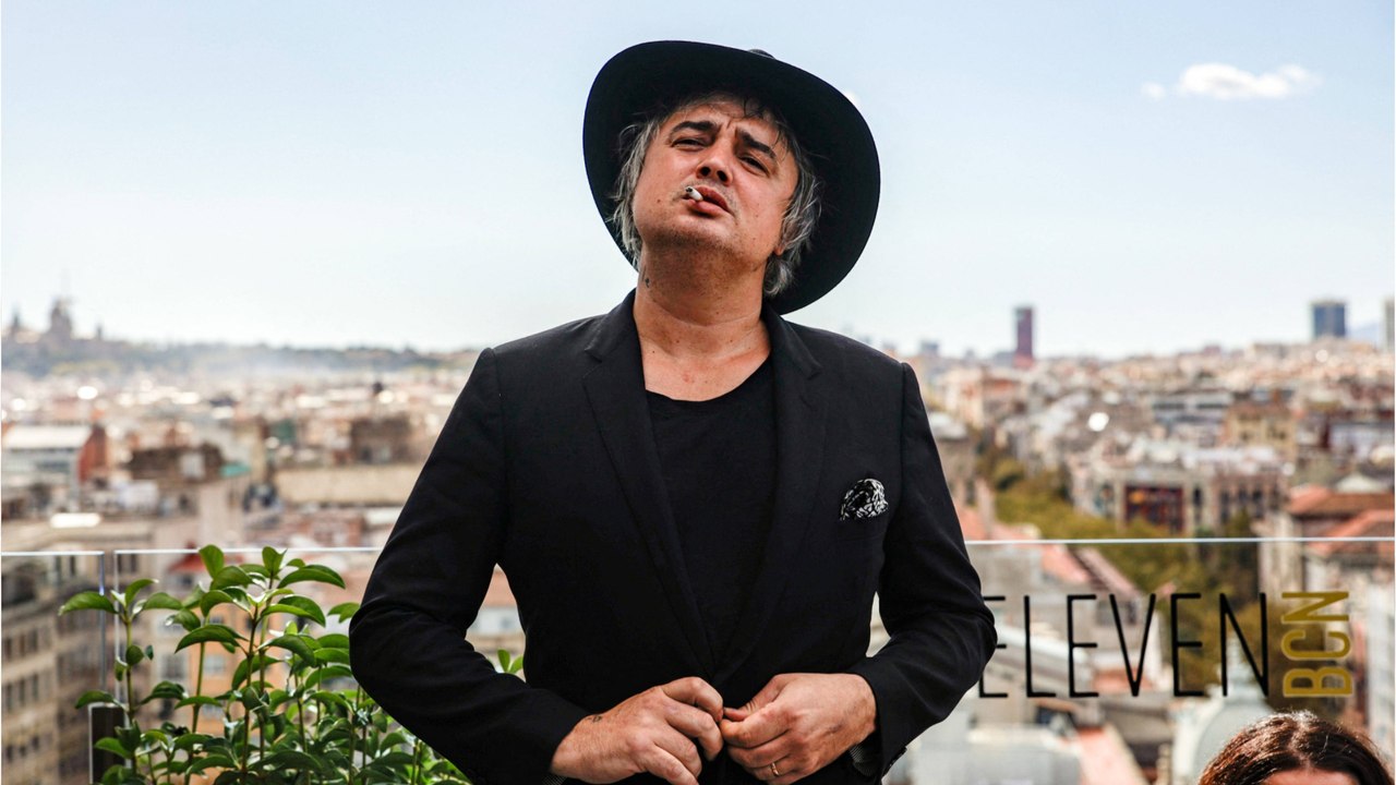GALA VIDEO - Pete Doherty père de 3 enfants : ces 2 aînés qu’il n’a “quasiment jamais vus”