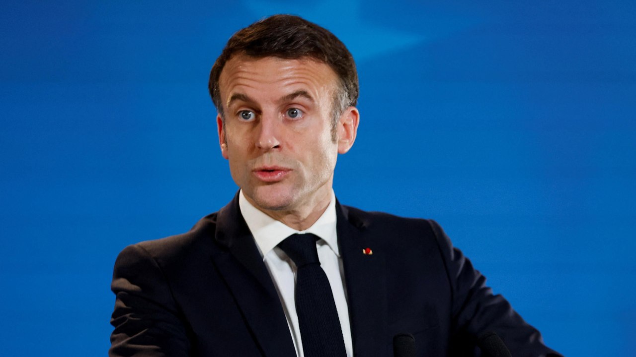 L'UE approuve une aide financière cruciale à l'Ukraine, annonce Macron