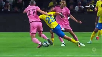 Watch Laporte's goal against Inter Miami, a goal from half the field