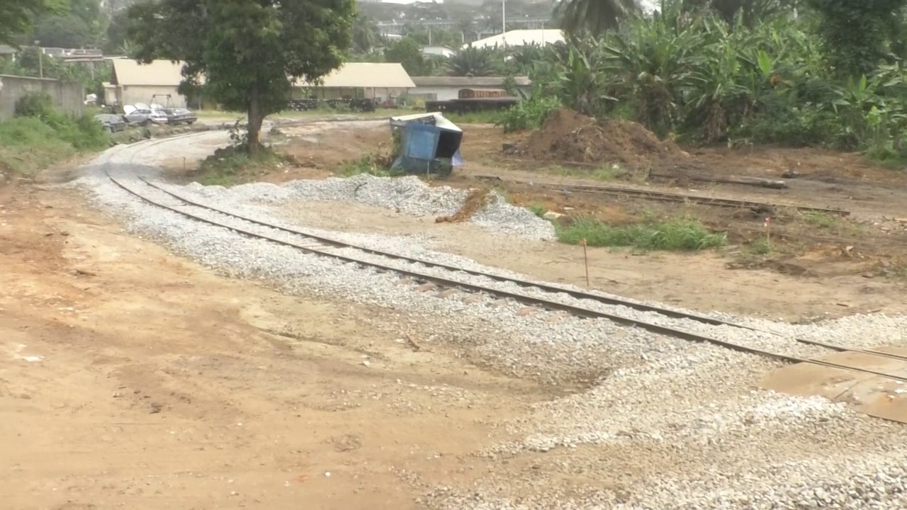 Le Ministre des Transports, Amadou Koné sur le chantier sur la ligne 1Métro d'Abidjan et se dit confiant pour les délais de livraison en 2027