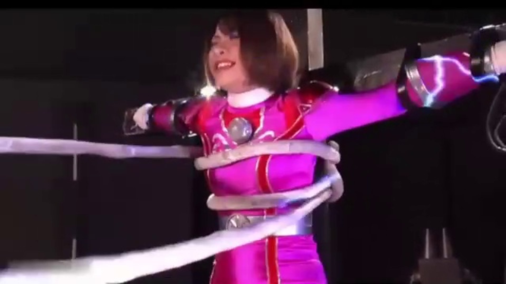 ZEPE-25 Fair Knights: Quinn the vengeance princess - วิดีโอ