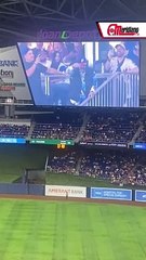 Serie del Caribe: Oscar D' León enloquece al público