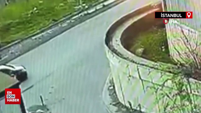 Esenyurt’ta ters şeride giren sürücüler kazaya neden oldu