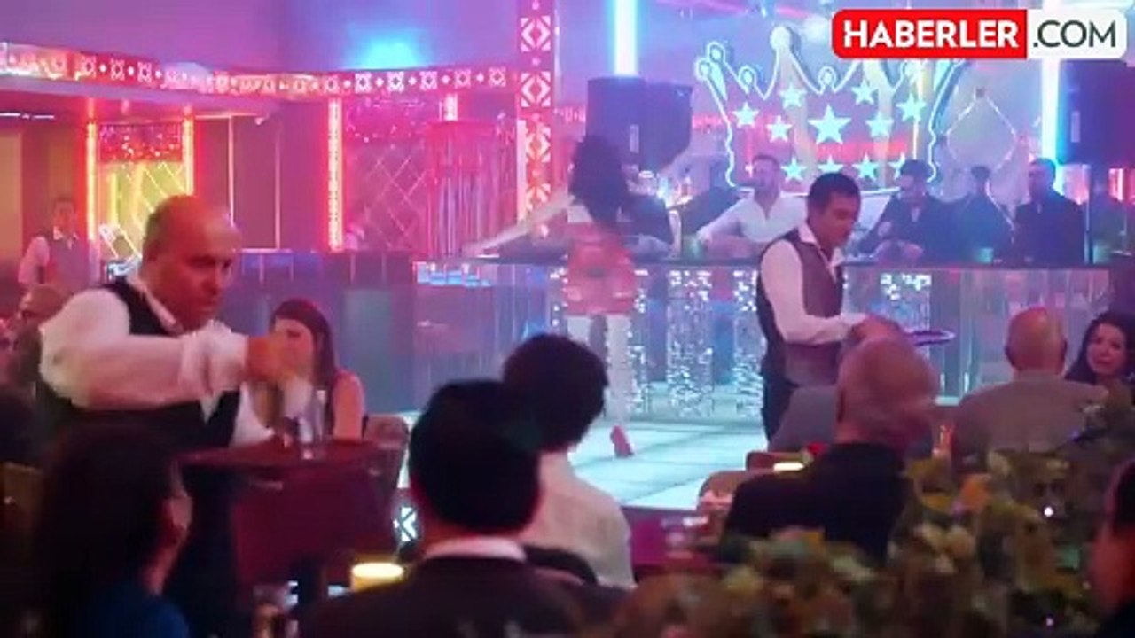 Hazar Ergüçlü kimdir? Dilber dansı ne?