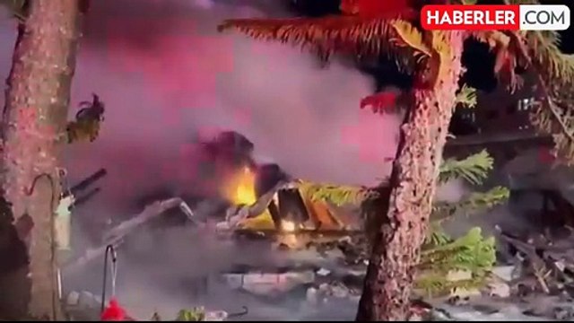 Florida'da uçak kazası: Pilot hayatını kaybetti, karavanlarda yangın çıktı