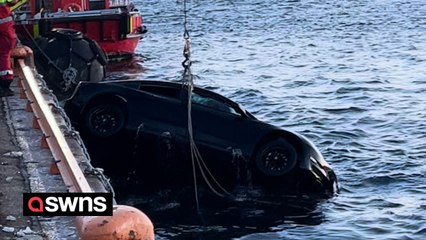 Tesla plunged into Oslo fjord before occupants rescued by passing floating sauna