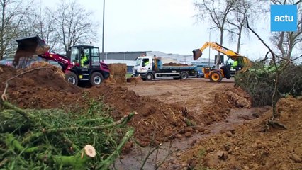 À Argentan, les agriculteurs en colère partis, l'heure est au nettoyage